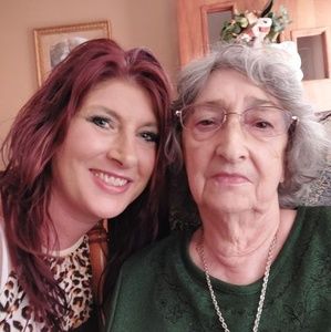 Meet your Posher, Cindy